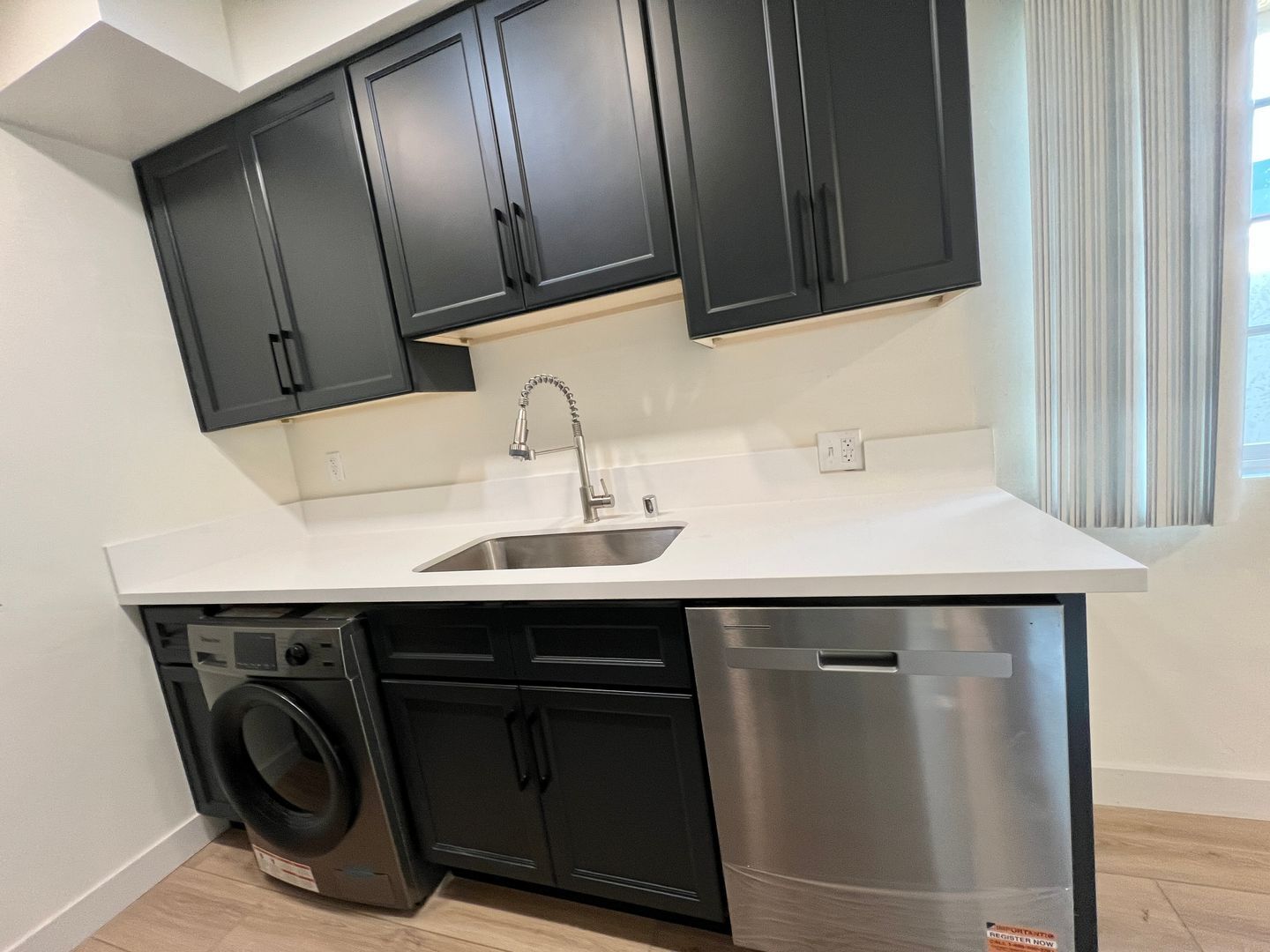 Building Photo - 12737 Matteson Ave