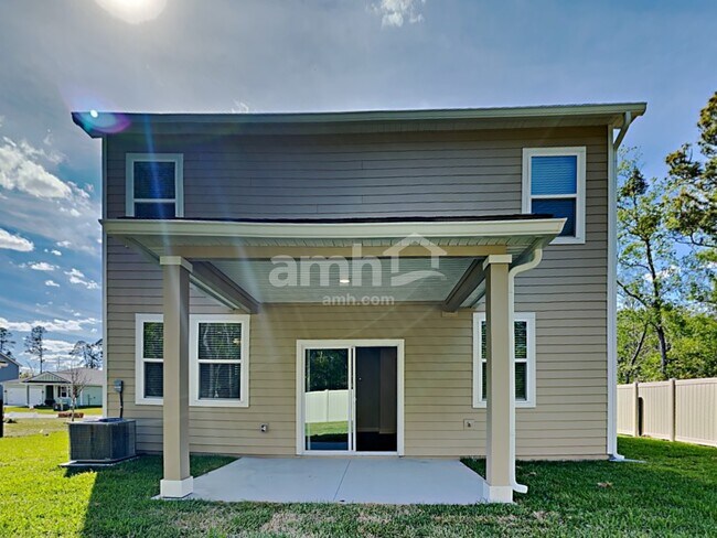 Building Photo - 12337 Paperbark Pl