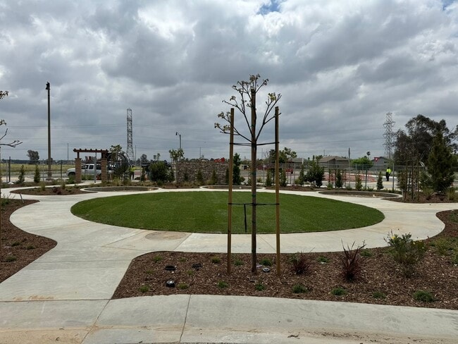 Building Photo - 13885 Sedum Ln