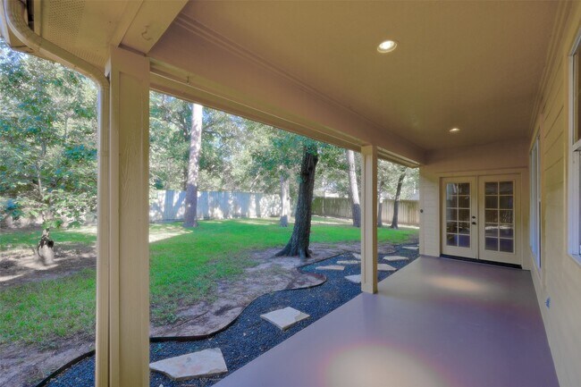 Building Photo - 14918 Pollux Dr