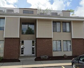 Building Photo - 1 Southcreek Ct