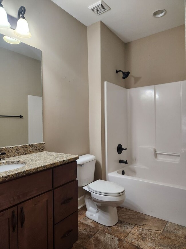 Building Photo - Fountain Crest Subdivision!