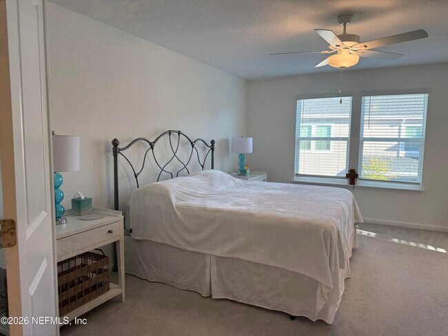 Building Photo - 72 Bramble Ct