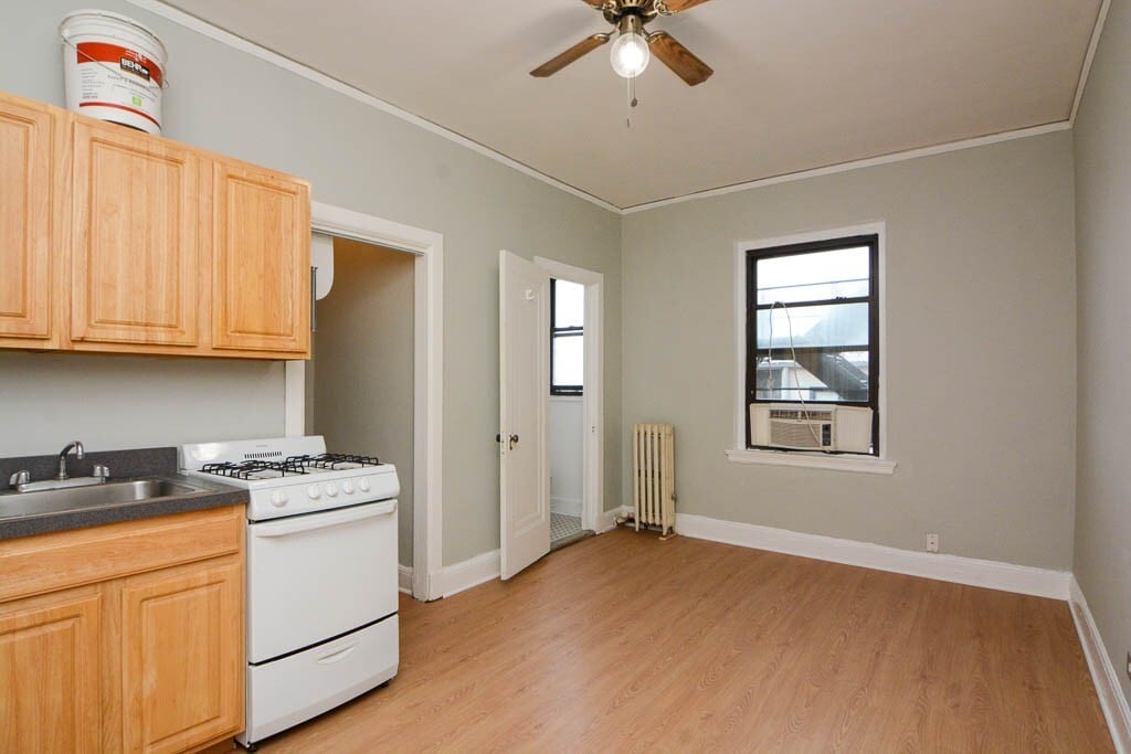 Building Photo - 3836 N Fremont St