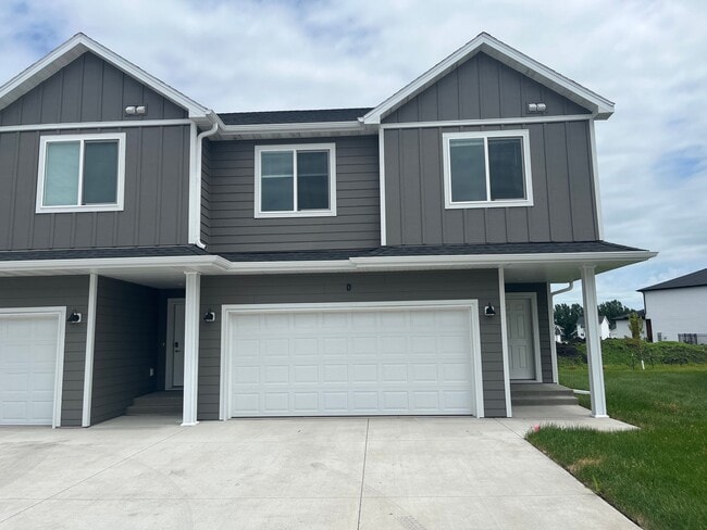 Building Photo - The Wilds Townhomes