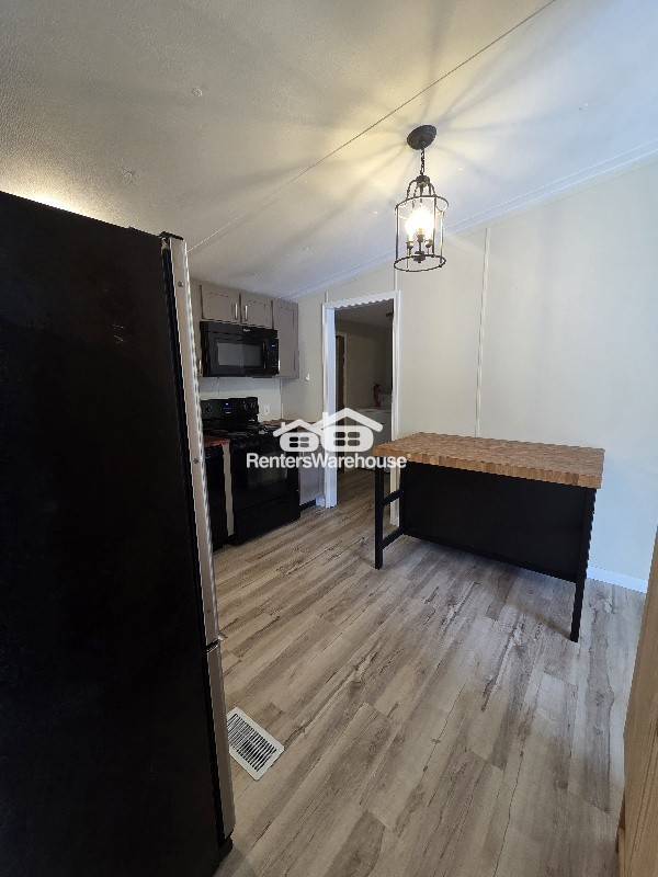 Building Photo - 2350 N 5th St