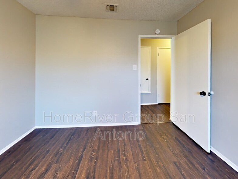 Building Photo - 15014 Spring Creek