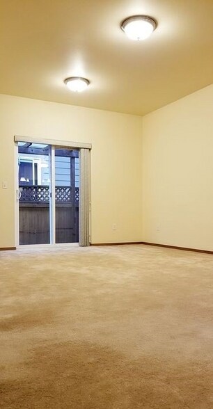 Building Photo - 5223 66th Ave SE