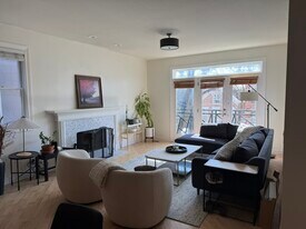 Building Photo - 2212 W Huron St