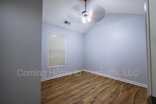 Building Photo - 148 Granda Flora Dr