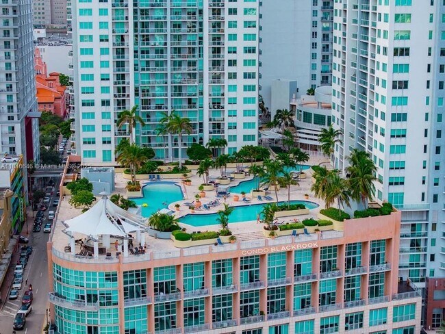 Building Photo - 244 Biscayne Blvd