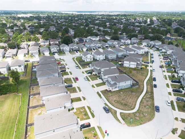 Building Photo - 11735 Armadale Dr