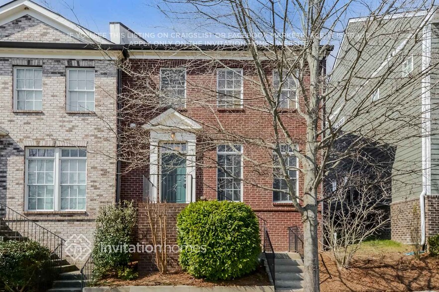 Primary Photo - 2027 Oak Trail Dr