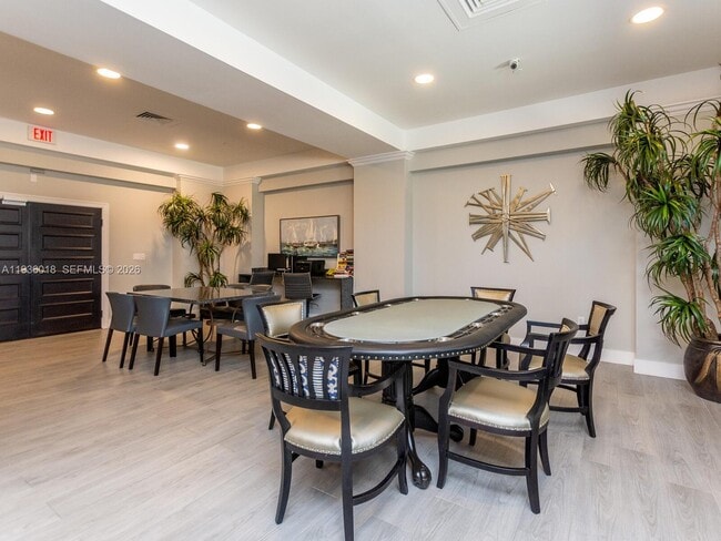 Building Photo - 2501 S Ocean Dr