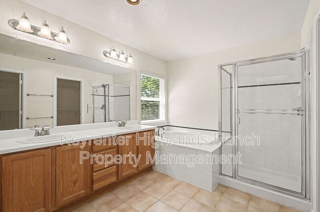 Building Photo - 3000 Fox Sedge Ln