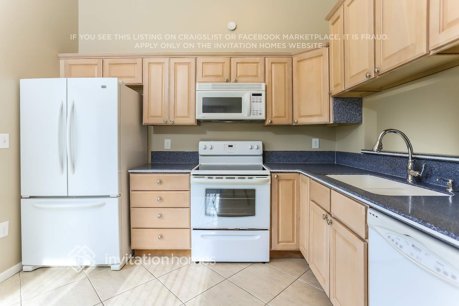Building Photo - 15131 S Waterford Dr
