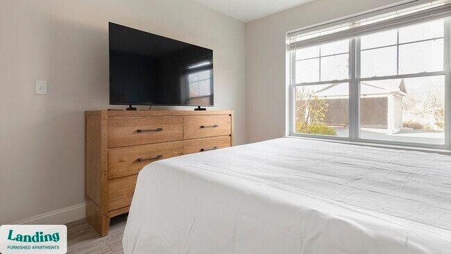 Building Photo - 2 Trl Run