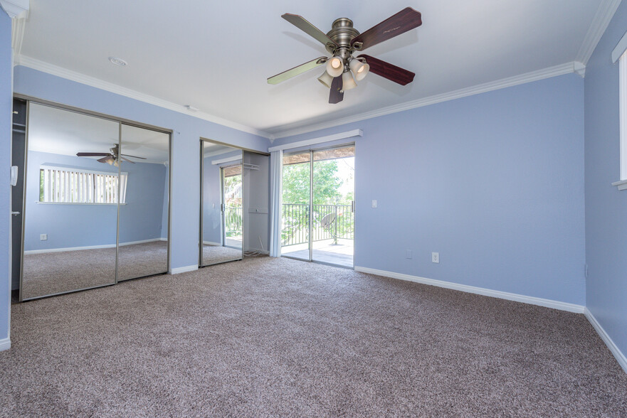 Master Bedroom - 1554 Border Ave