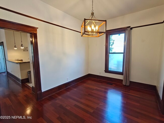 Building Photo - 1250 N Liberty St