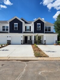 Building Photo - 731 Peyden Ln