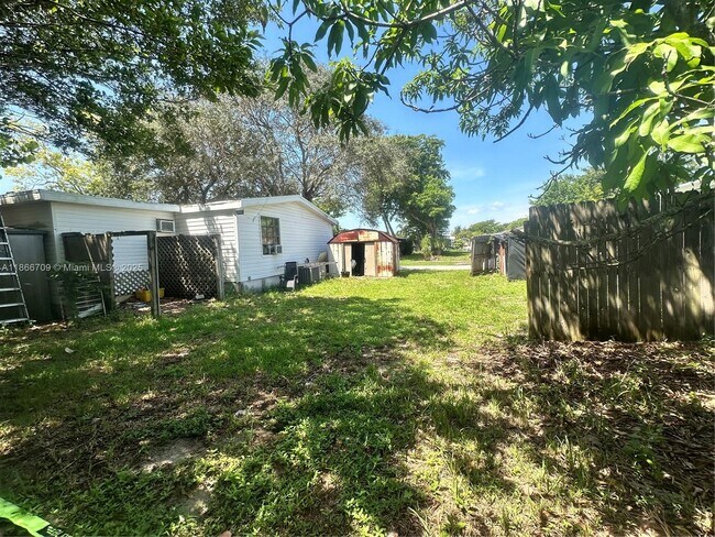 Building Photo - 10521 S 228th Ln