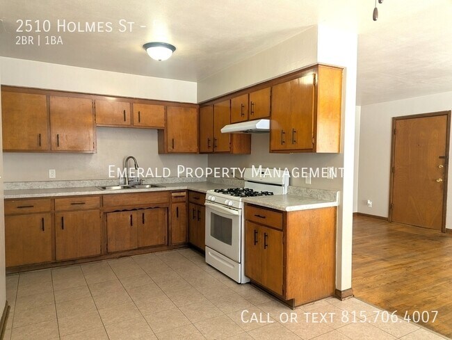 Building Photo - 2510 Holmes St