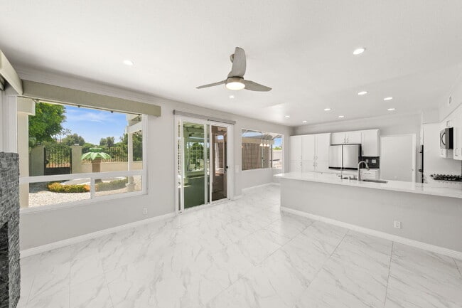 Building Photo - Stunning 4BR + Office/Den, 3BA View Home with 3-Car Garage!