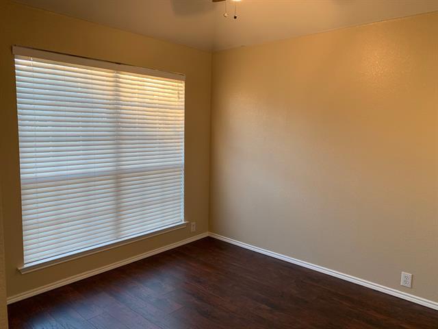 Building Photo - 1338 Napa Dr