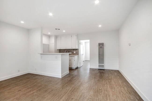 Interior Photo - 519 Hill St in Santa Monica!  Steps to Mai...