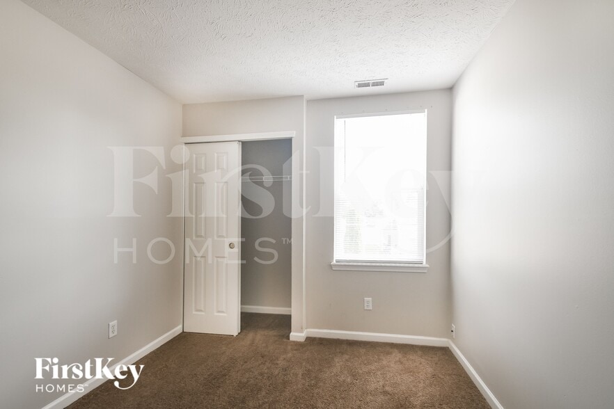 Building Photo - 11618 Congressional Ln