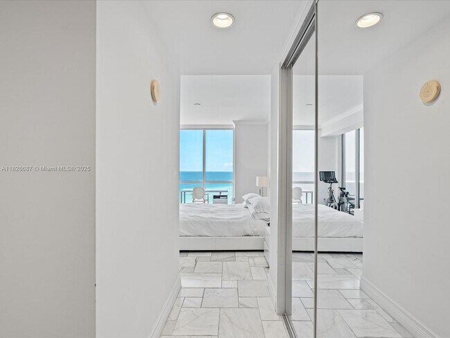 Building Photo - 18101 Collins Ave