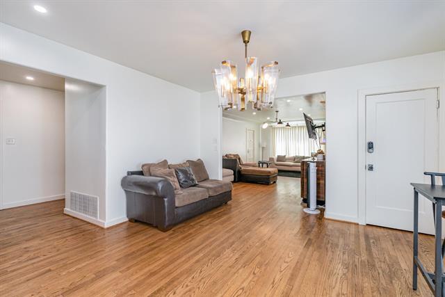 Building Photo - 4148 Normandy Ave