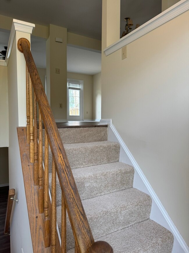 Building Photo - 15538 Port Washington Ct