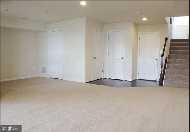 Building Photo - 8618 Stone Hill Ln