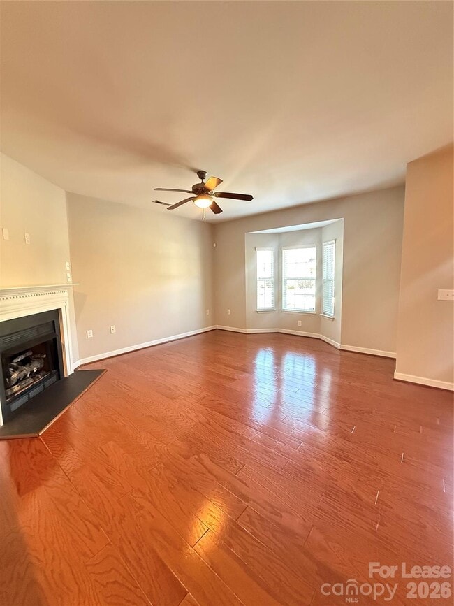 Building Photo - 5675 Stafford Rd