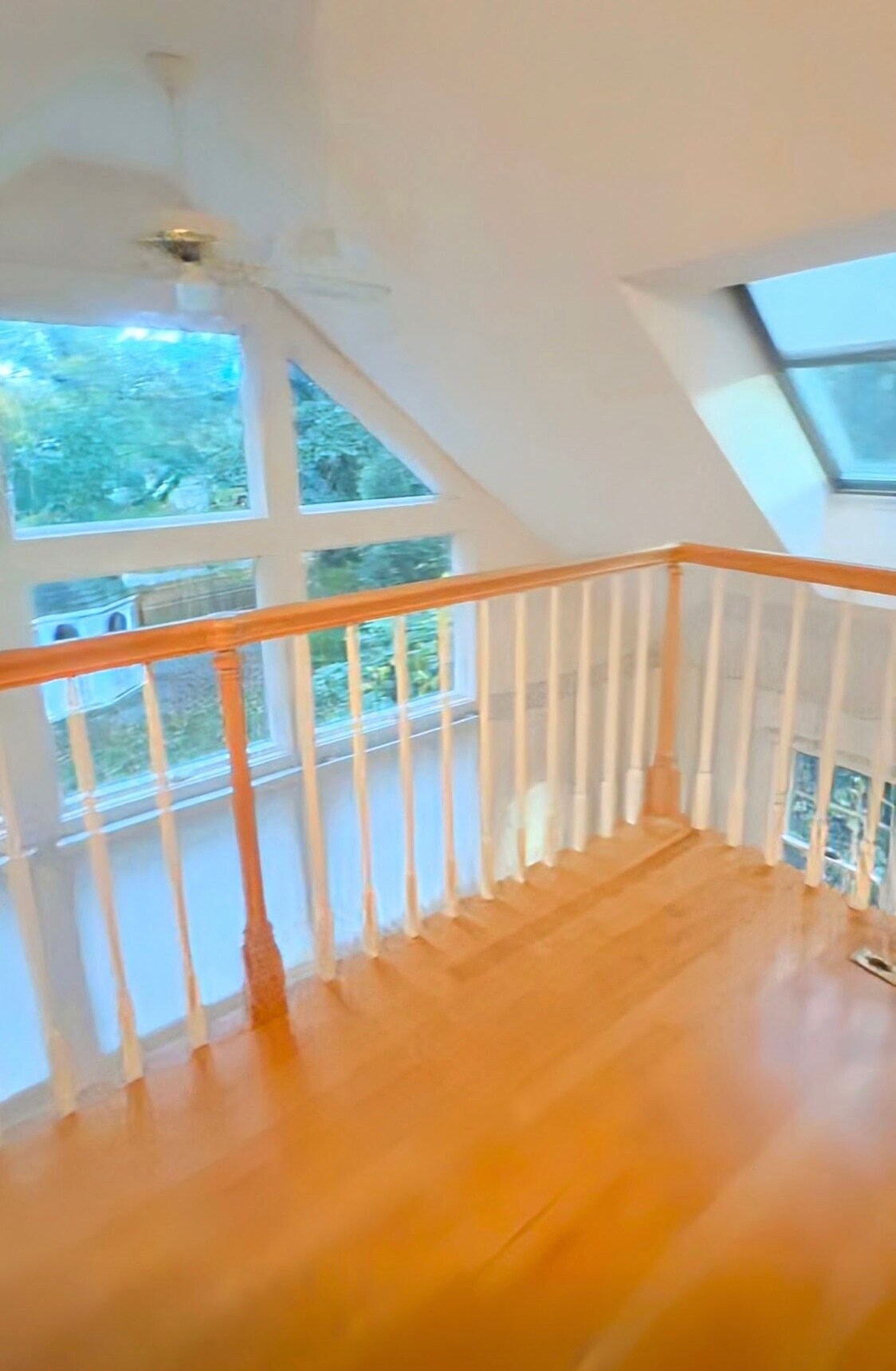 Building Photo - 94 Country Club Dr