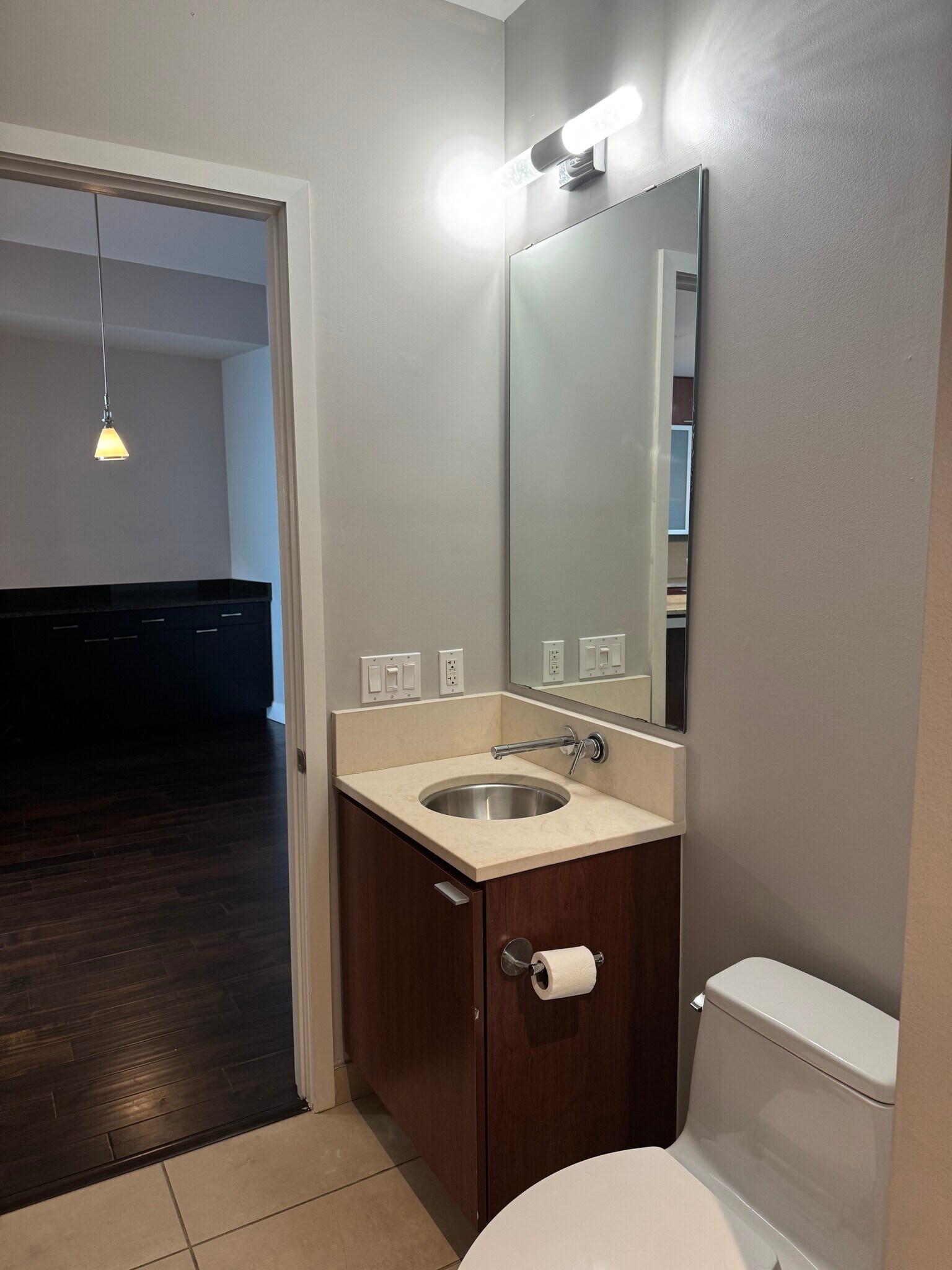 Building Photo - 912 Channelside Dr