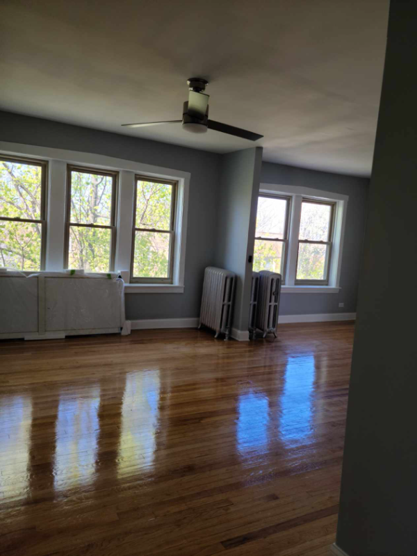 Building Photo - 4839 W Addison St