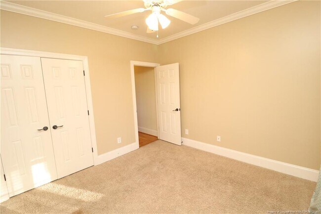 Building Photo - 7124 Blue Juniper Ct