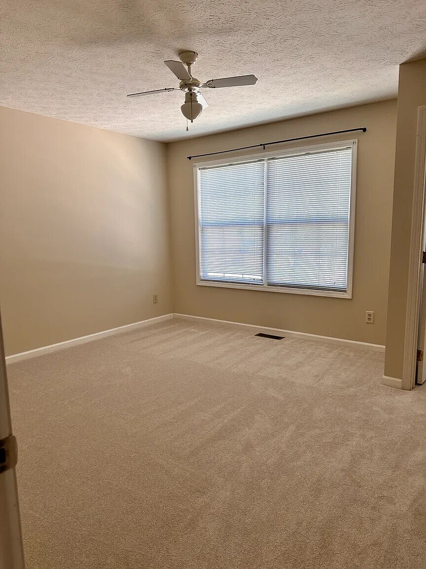 Building Photo - 1189 Lacy Ln