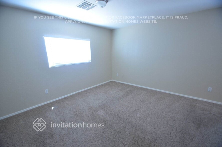 Building Photo - 2909 S 95th Ln