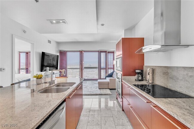 Building Photo - 4471 Dean Martin Dr