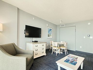 Building Photo - Beautiful 1 bedroom King Suite in Avista R...