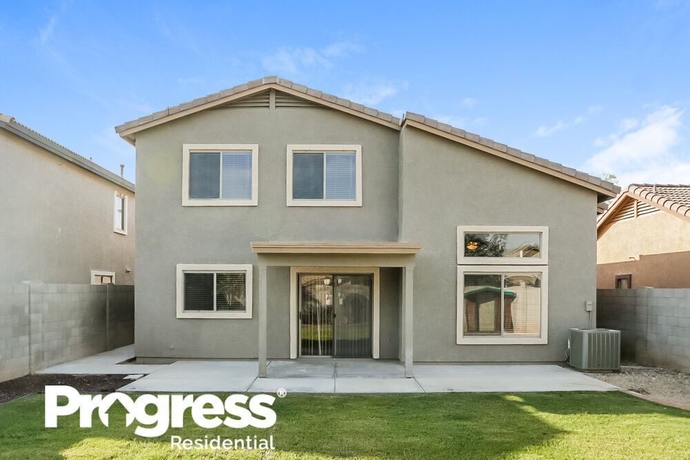 Building Photo - 5414 W Huntington Dr