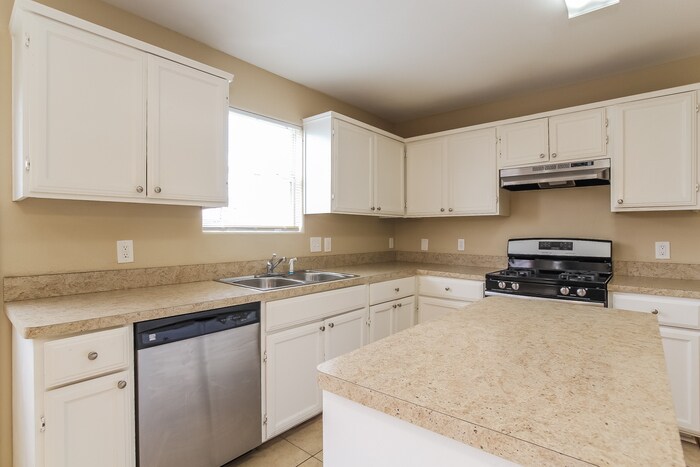 Building Photo - 3914 Ridge Canyon Rd