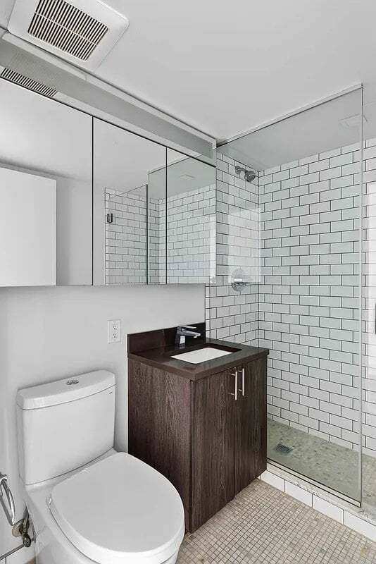 Building Photo - 163 Ludlow St