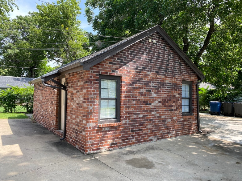Primary Photo - 101 N Delaware Ave