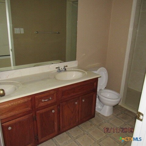 Building Photo - 5510 Shawn Dr