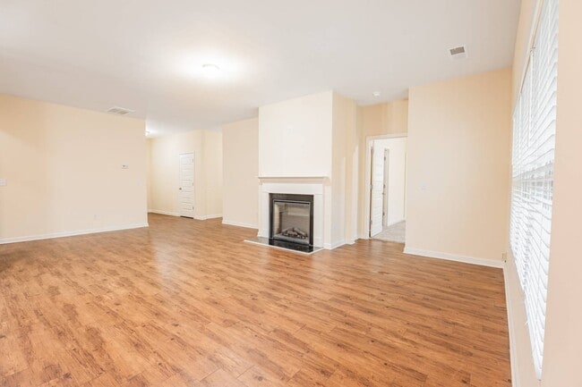 Building Photo - 6130 Mahogany Ter