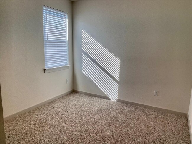 Building Photo - 3117 Bragg Pl